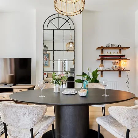 Apartment Le Loft By Interhome